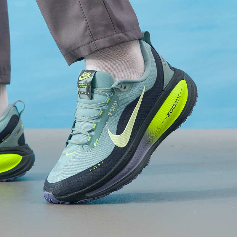 耐克男鞋运动鞋 25新款VOMERO 18 GTX缓震跑步鞋休闲马拉松竞速鞋