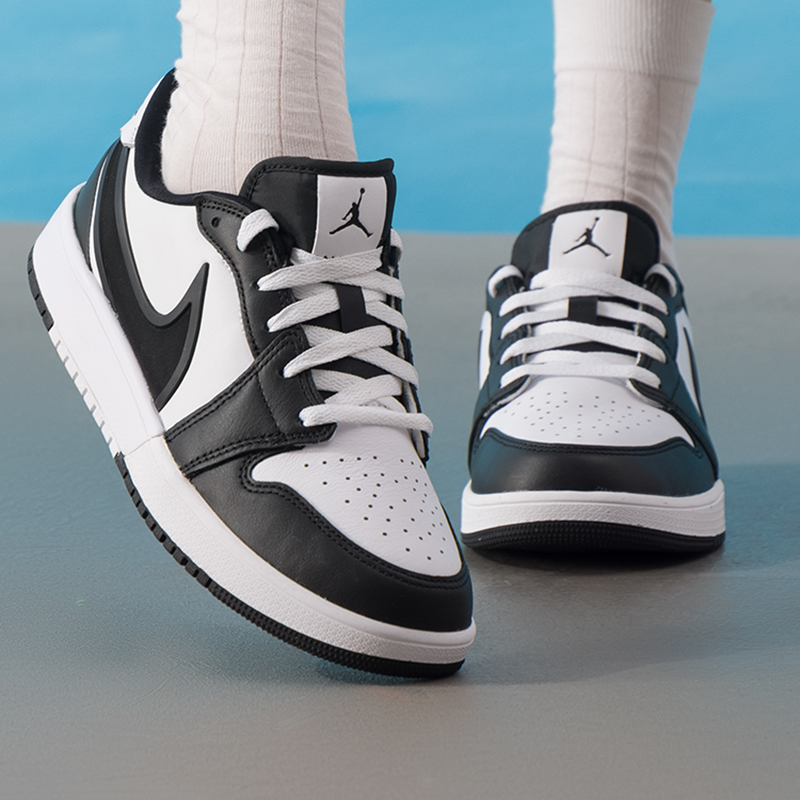 NIKE耐克篮球板鞋女鞋夏季新款JORDAN 1 LOW RM运动鞋大童休闲鞋
