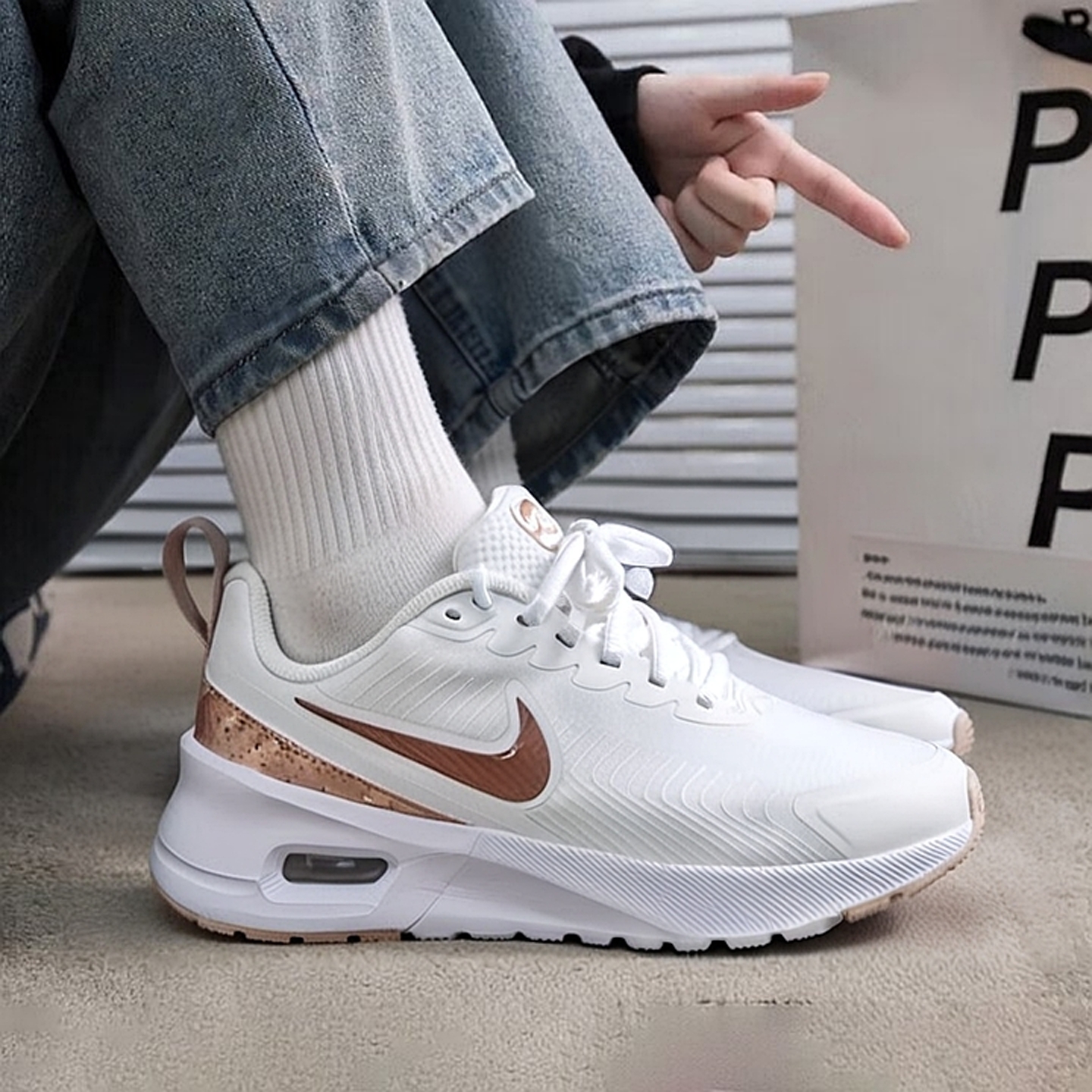 耐克女鞋AIRMAX缓震休闲运动鞋