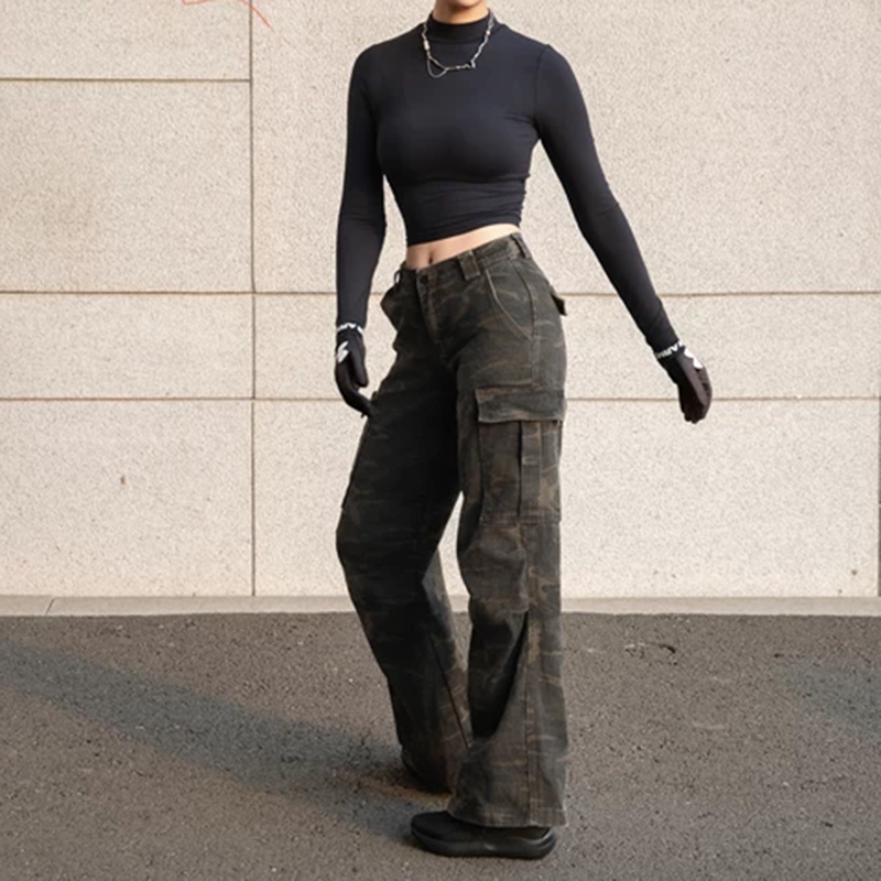 UA安德玛运动套装女健身训练长袖T恤减震跑步鞋户外骑行手套护具