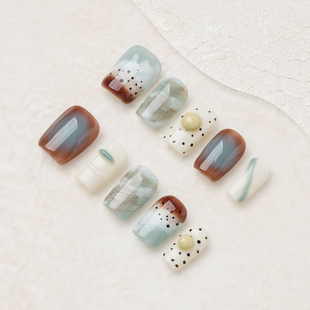 PIggy【春日海】手工穿戴甲ins简约高级手绘美甲晕染显白轻奢美甲