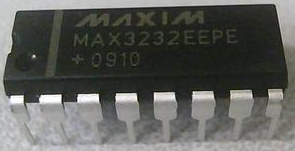 MAX3232EEPE±15kVESD保护10nA 3.0V-5.5V速率1Mbps RS-232收发器