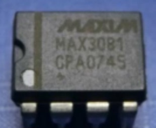 MAX3081CPA 失效保护高速(10Mbps)限摆率RS-485/RS-422收发器