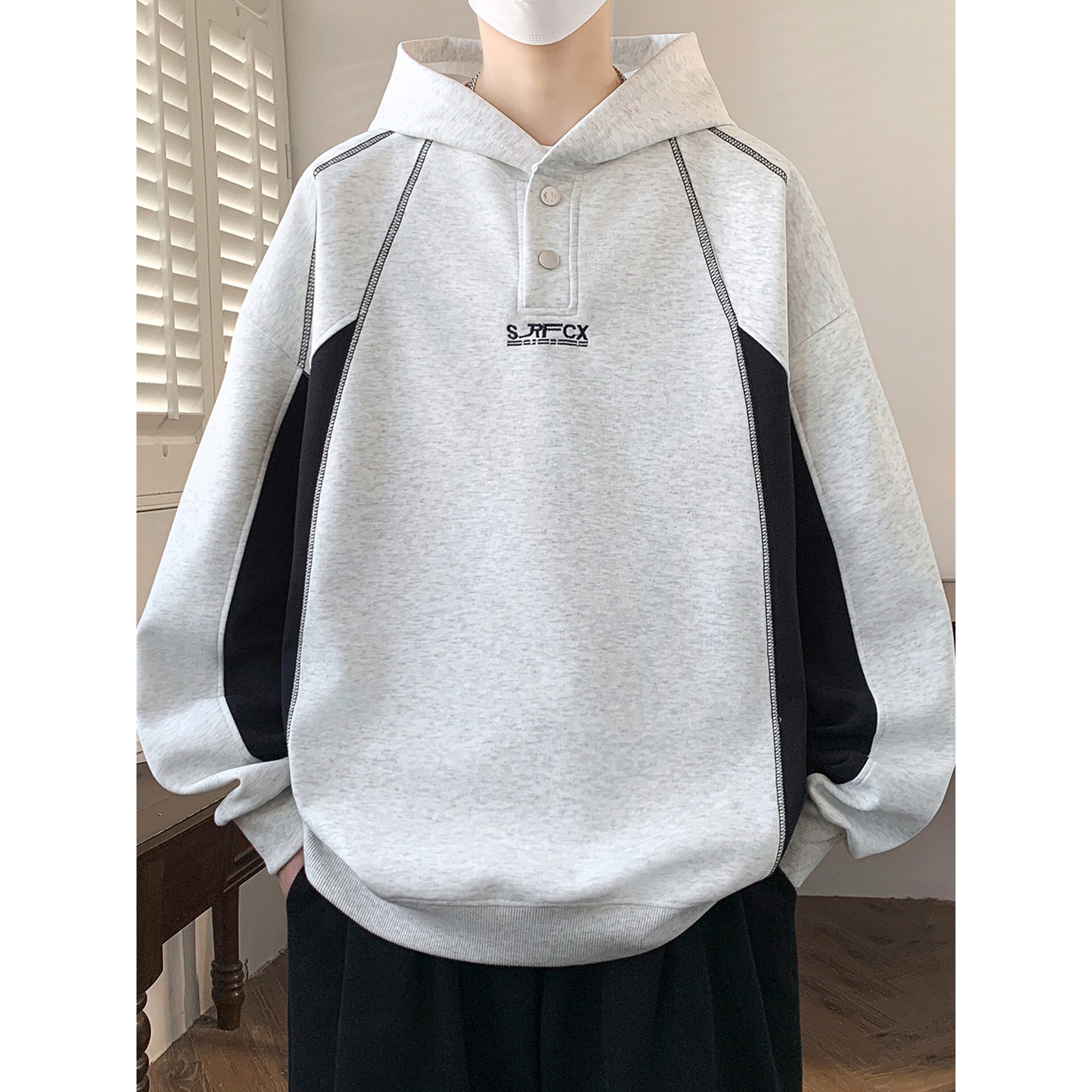 春秋季2026新款卫衣男孩初中学生帅气连帽外套青少年大童套头上衣