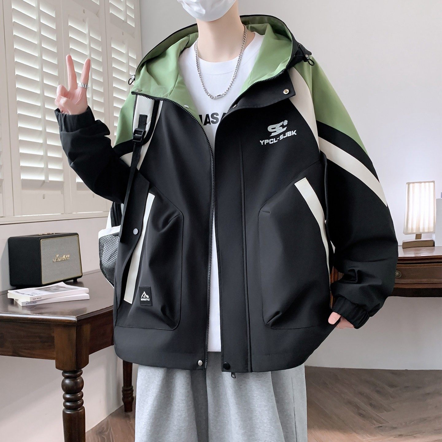 2025新款秋冬季加绒加厚冲锋衣外套男初中高中学生青少年大童夹克,运动服/休闲服装,运动套装,淘宝优惠券,粉丝福利购,淘宝优惠卷