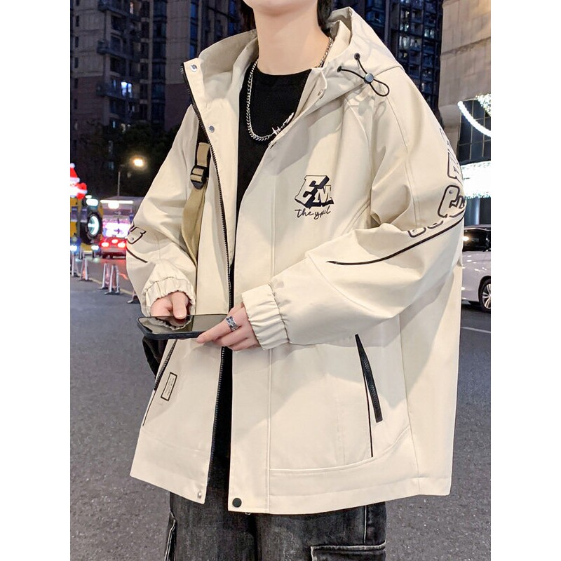 春秋新款冲锋衣外套男初高中学生潮流帅气夹克青少年大童春装上衣