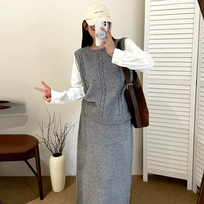 乃粒大码女装圆领拼接假两件套装2025秋款胖MM显瘦上衣裙子23259