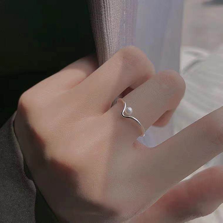 s925纯银v字珍珠戒指女高级简约小众设计食指指环细戒轻奢冷淡风