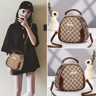 2025年流行的包包斜挎包大容量lv女包新款高级感老花圆饼包