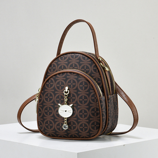 女包多层小包包2024新款三层单肩斜挎包咖啡小包斜挎女迷你贝壳包