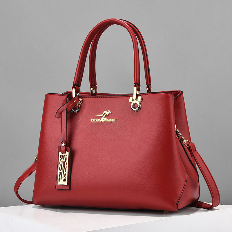 2025新款红色软皮手提包