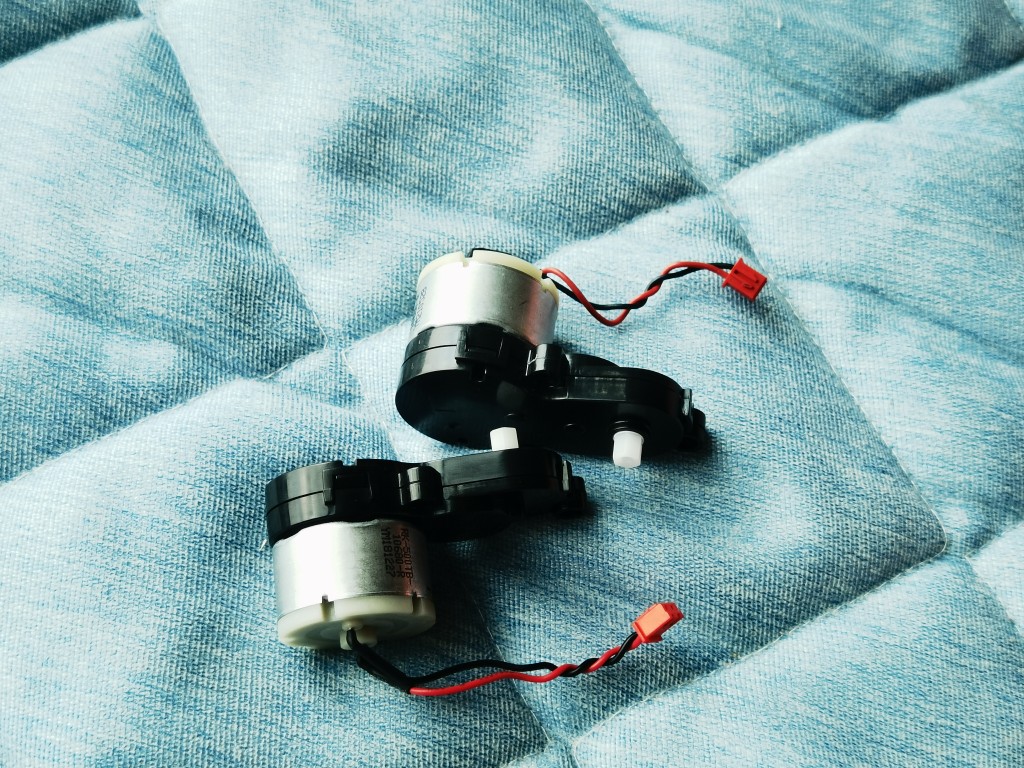 奇虎360扫地机器人S6配件边刷电机 马达  主刷滚刷电机 吸尘风机