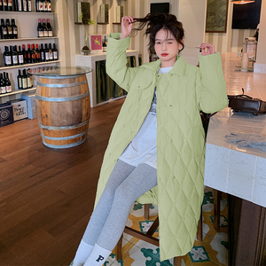 绿色菱格轻薄羽绒服女冬新款加厚70白鸭绒韩系中长款过膝厚外套图片
