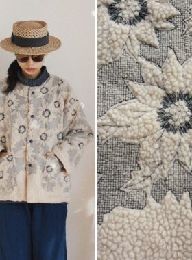 【时舟】立体花朵肌理感面料 可机洗 冬季粗裁边保暖圆领双兜上衣