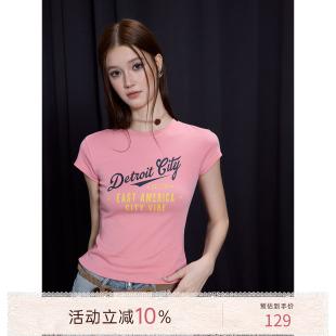 猫酱紫 美式复古彩色字母撞色修身T恤夏季辣妹正肩短款短袖上衣