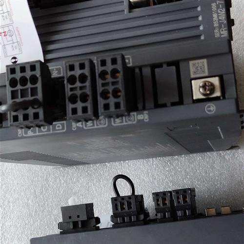 三菱伺服驱动MR-J4W2-44B  77B 原装全新 质保一年购前询价出售