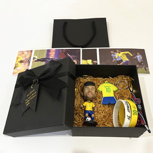 巴西10号内马尔手办公仔摆件周边生日礼物盒足球迷纪念品送男孩子