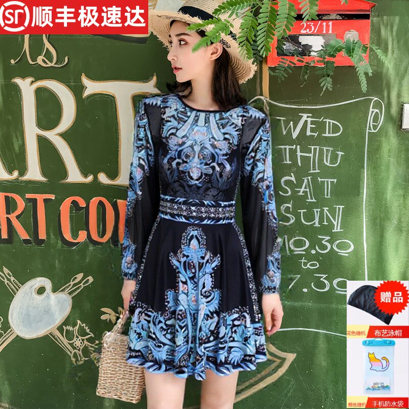 泳衣女款高级感2026新款大码连体显瘦遮肚泡温泉加肥妈妈游泳衣