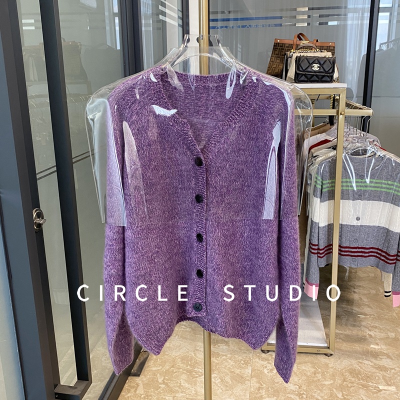 羊毛+羊绒圆领复古百搭针织开衫