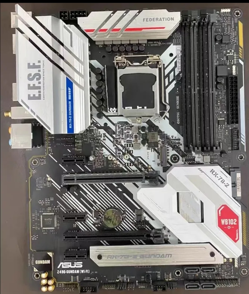 华硕Z490-GUNDAM(wifi)高达主板1200针支持10700 11900kfcpu - 实物图