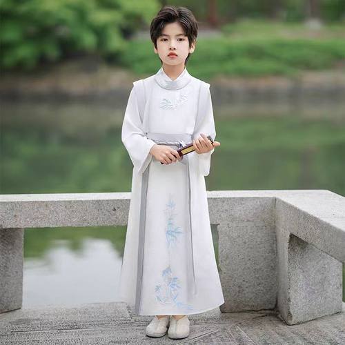 儿童合唱朗诵诗人李白服装