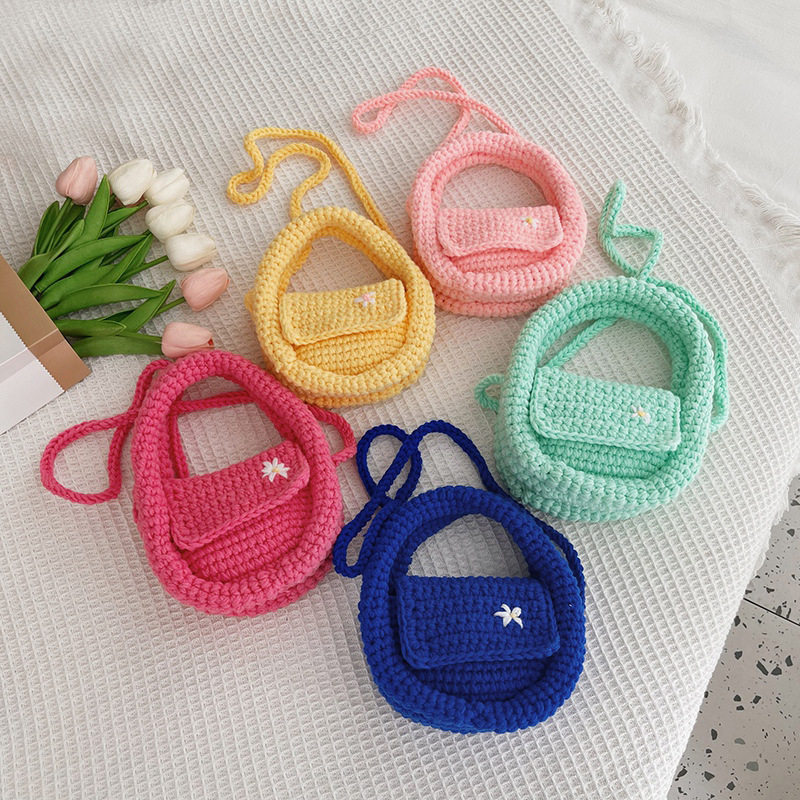 韩版儿童手提包时尚女孩毛线手工编织斜挎包小公主外出零钱配饰包