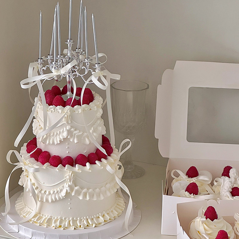 简约ins复古银色烛台蛋糕装饰仙女生日DIY蝴蝶结丝带草莓纸杯插件,节庆用品/礼品,蛋糕/烘焙装饰用品,淘宝优惠券,粉丝福利购,淘宝优惠卷