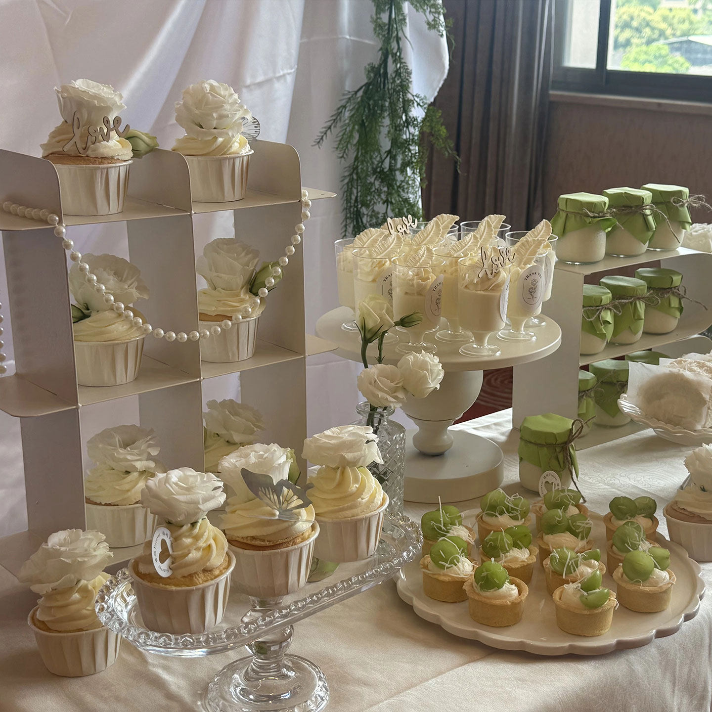 高级清新风订婚结婚甜品台蛋糕装饰鱼尾纱仿真花天使蝴蝶摆件配件,节庆用品/礼品,蛋糕/烘焙装饰用品,淘宝优惠券,粉丝福利购,淘宝优惠卷