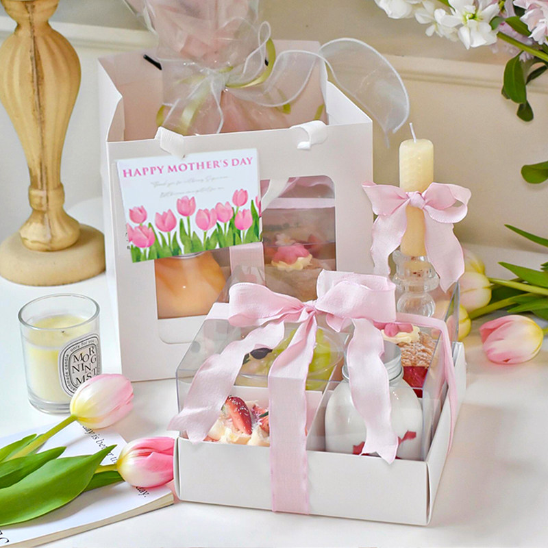 网红母亲节四宫格鲜花甜品礼盒泡芙水果蛋糕伴手礼手提袋祝福贺卡,节庆用品/礼品,蛋糕/烘焙装饰用品,淘宝优惠券,粉丝福利购,淘宝优惠卷