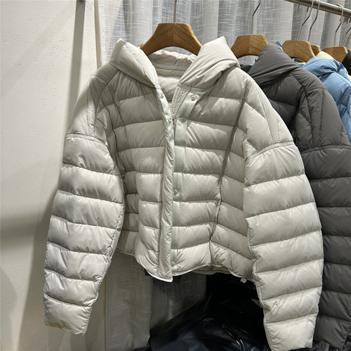 欧洲站欧货2025新款连帽90白鹅绒羽绒服女宽松韩版短款时尚外套女