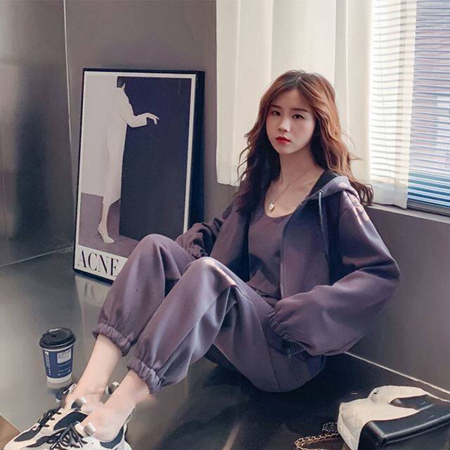 세련되고 캐주얼한 하렘 레깅스 2024 새로운 가을 여성을 위한 새로운 소형 스포츠 스웨트 셔츠 3피스 슈트