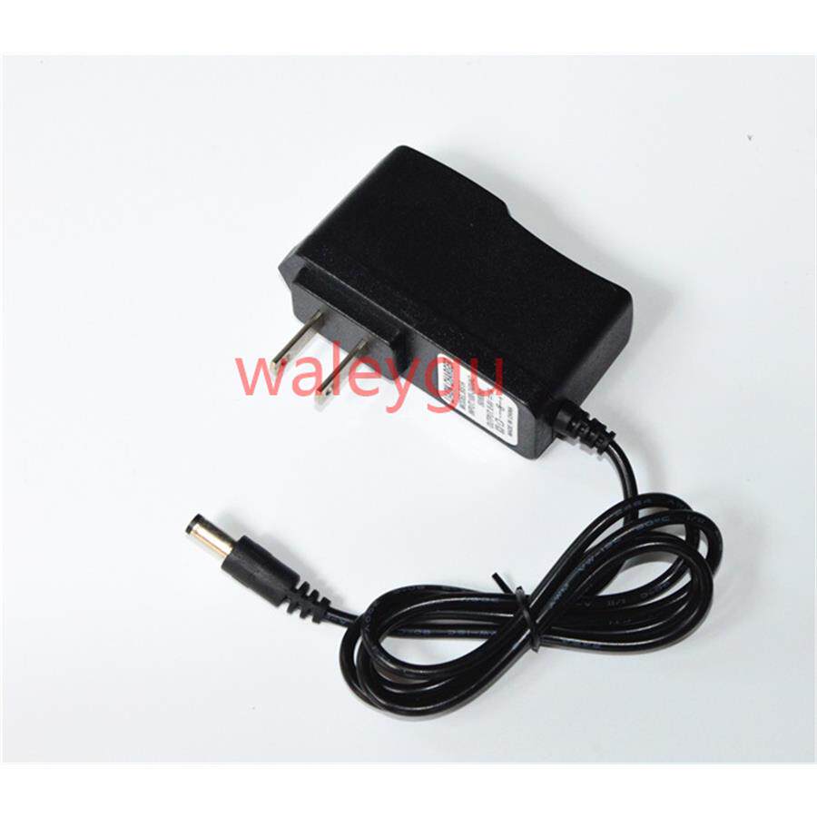 熊猫牌 XM-6210 8610手提式强光探照灯 手电筒 充电器
