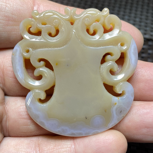 战国红玛瑙雕刻府上有龙挂件摆件河北宣化北山料精品收藏