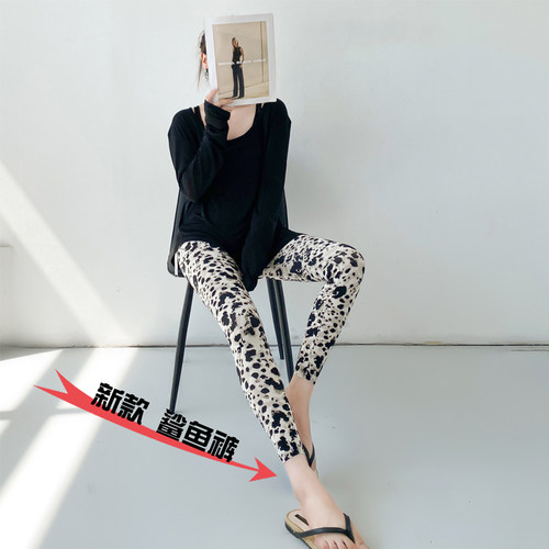 九分印花鲨鱼裤女外穿春秋2025新款运动高腰骑行打底裤瑜伽魔术裤