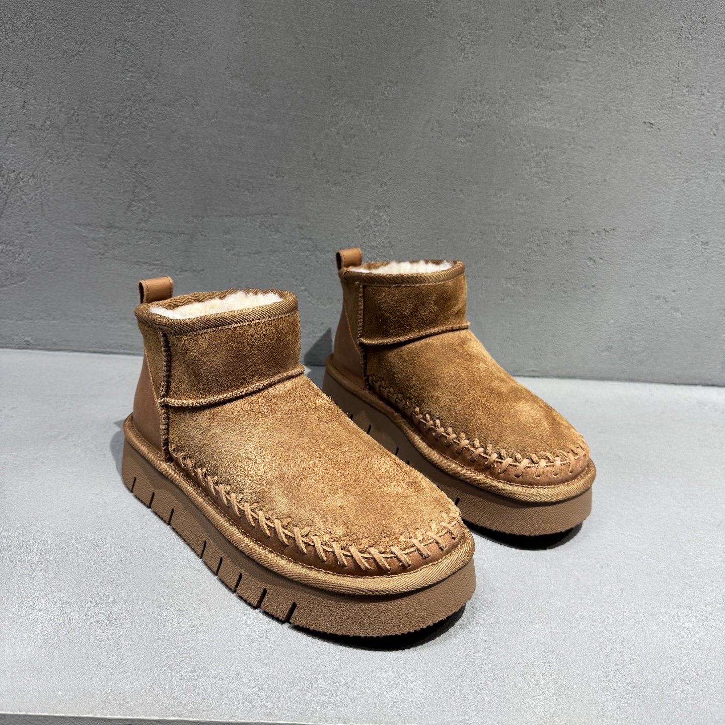 先峰名典欧洲站欧货真皮女靴2025冬季新款厚底加绒羊毛雪地靴短靴,女鞋,时尚雪地靴,淘宝优惠券,粉丝福利购,淘宝优惠卷