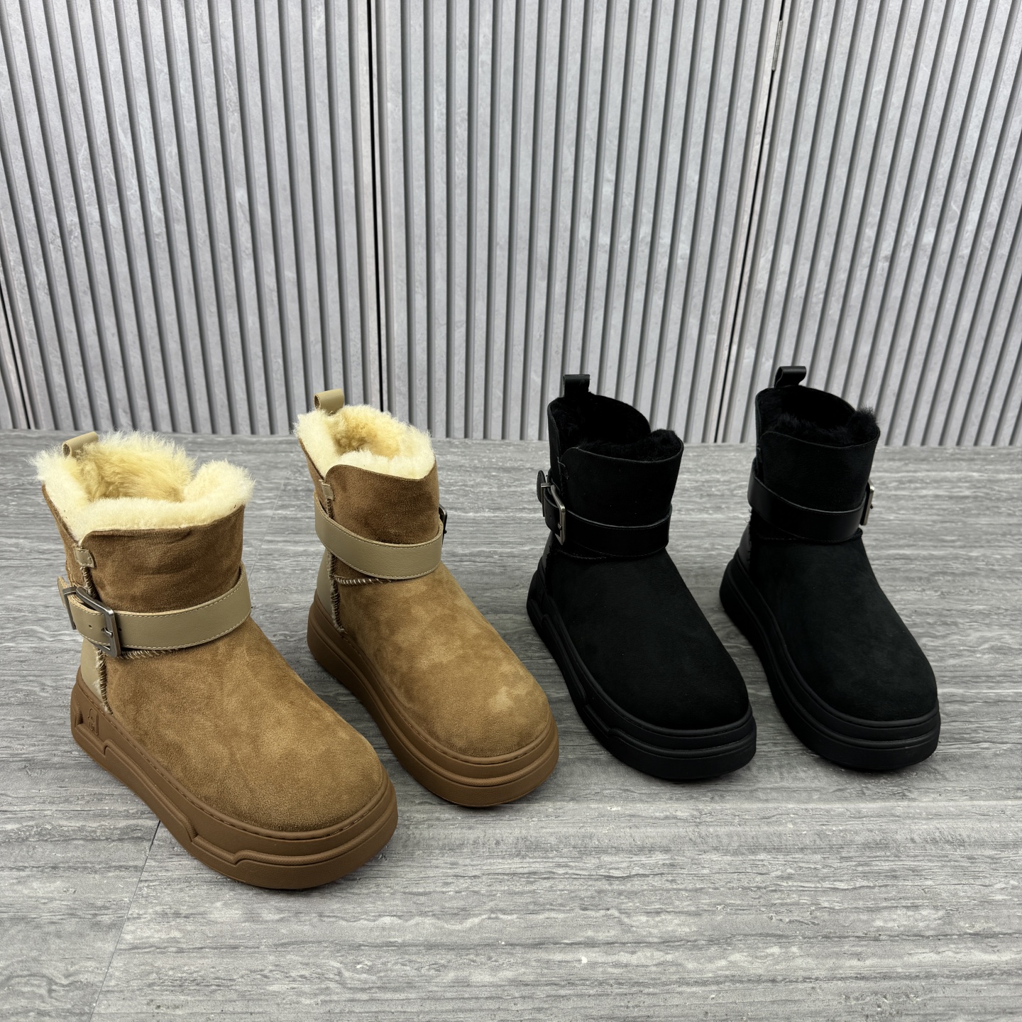 厚底皮带扣加绒羊毛雪地靴短靴