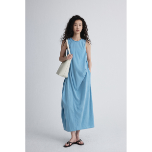 柔软垂感长裙 CAREMIND纯蓝色不规则褶裥背心连衣裙无袖 蓝花藤