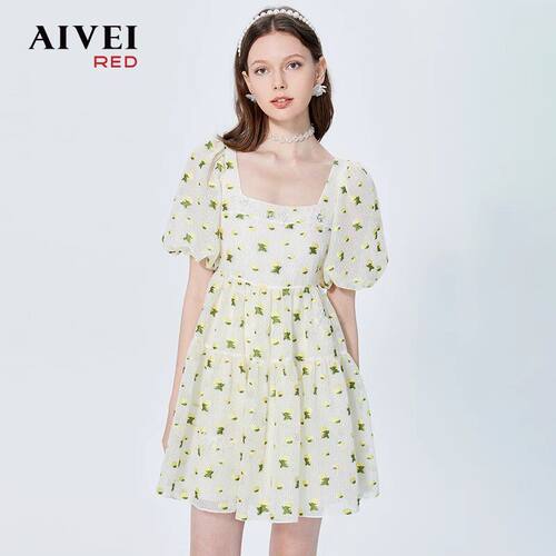 AIVEI欣贺艾薇夏季新品方领泡泡袖绣花洋装P0360116-1680