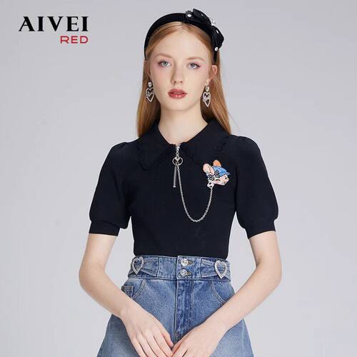 AIVEI欣贺艾薇夏季可爱娃娃领卡通胸针拉链修身毛针织衫P0360023
