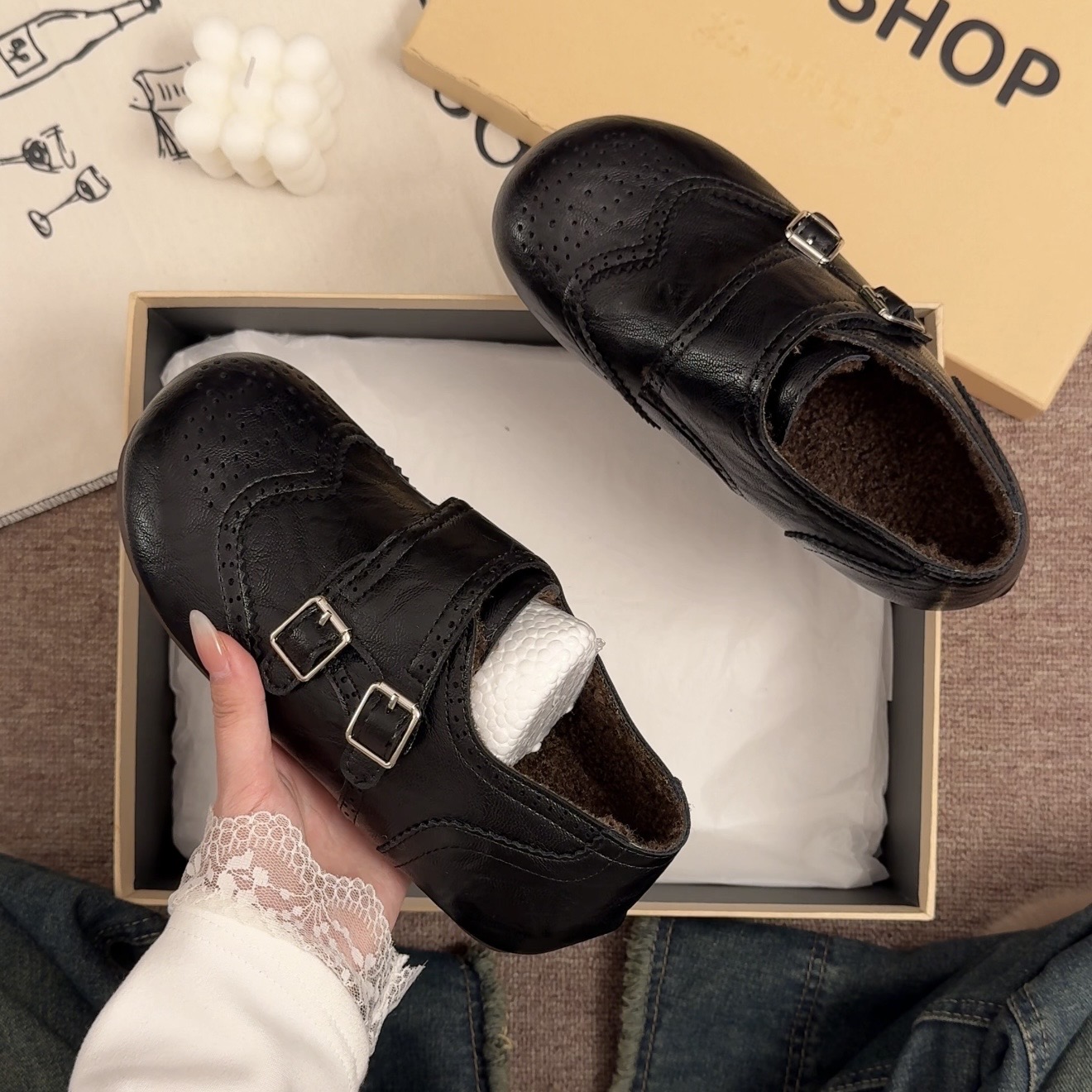 英伦风复古雕花加绒乐福鞋女2025新款秋冬季布洛克绒面雕花小皮鞋