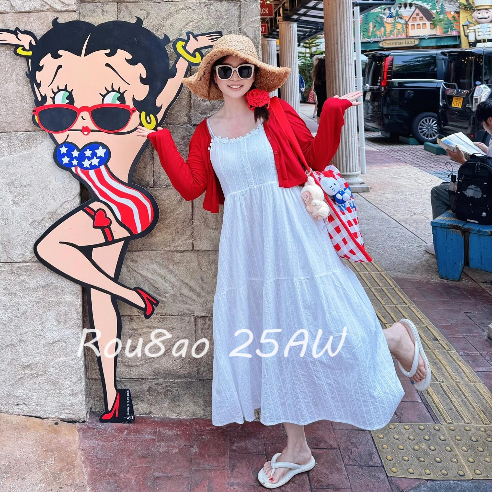 Rou8ao微胖大码女装法式纯欲高级感红色开衫白色掐腰吊带裙两件套