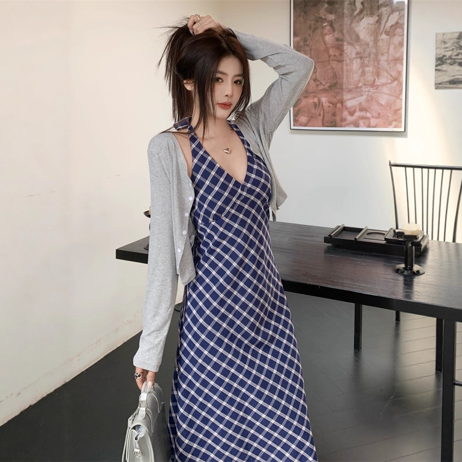 大码女装胖mm2025秋季新款时尚减龄套装格纹挂脖连衣裙+开衫外套
