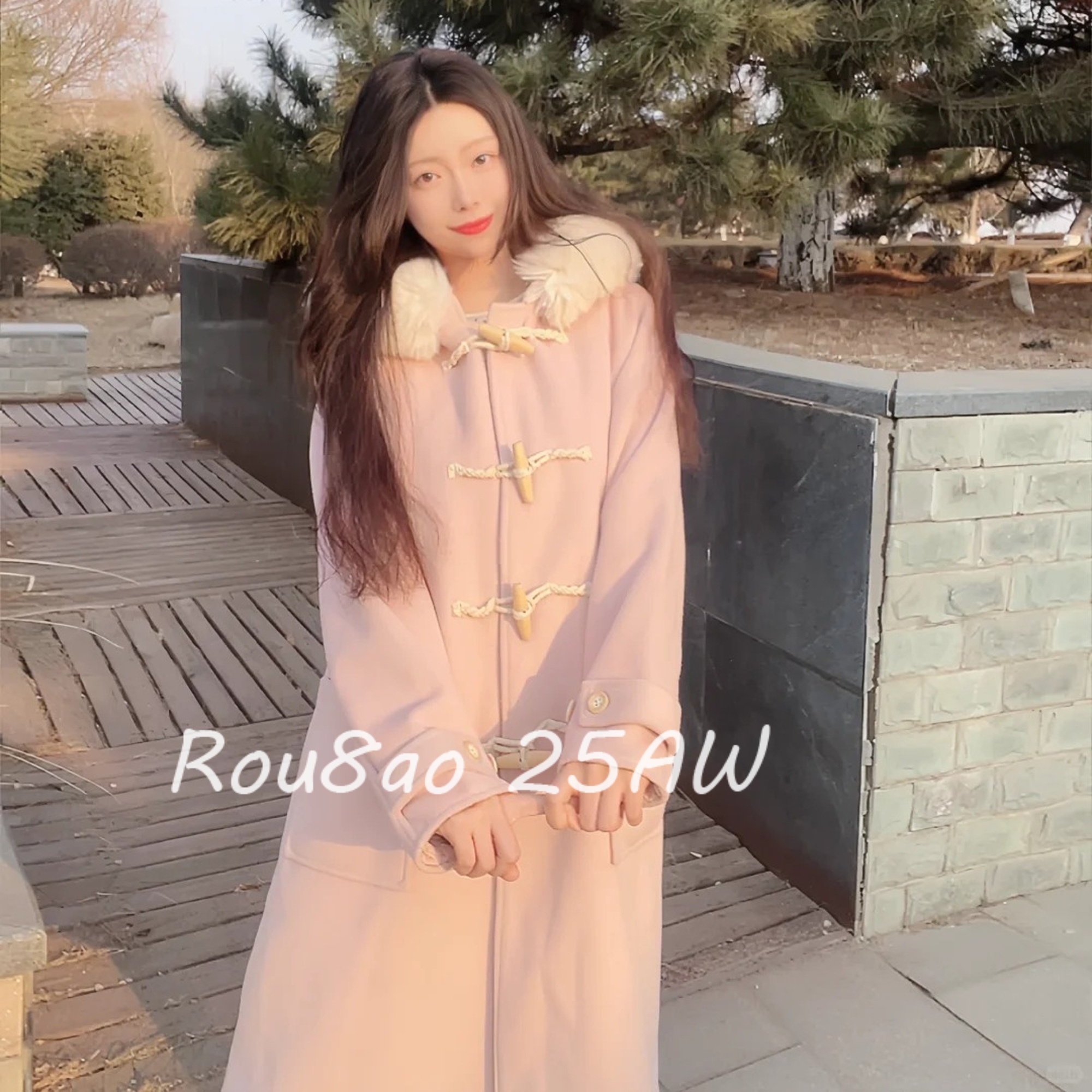 牛角扣大衣遮肚显瘦毛领呢子外套