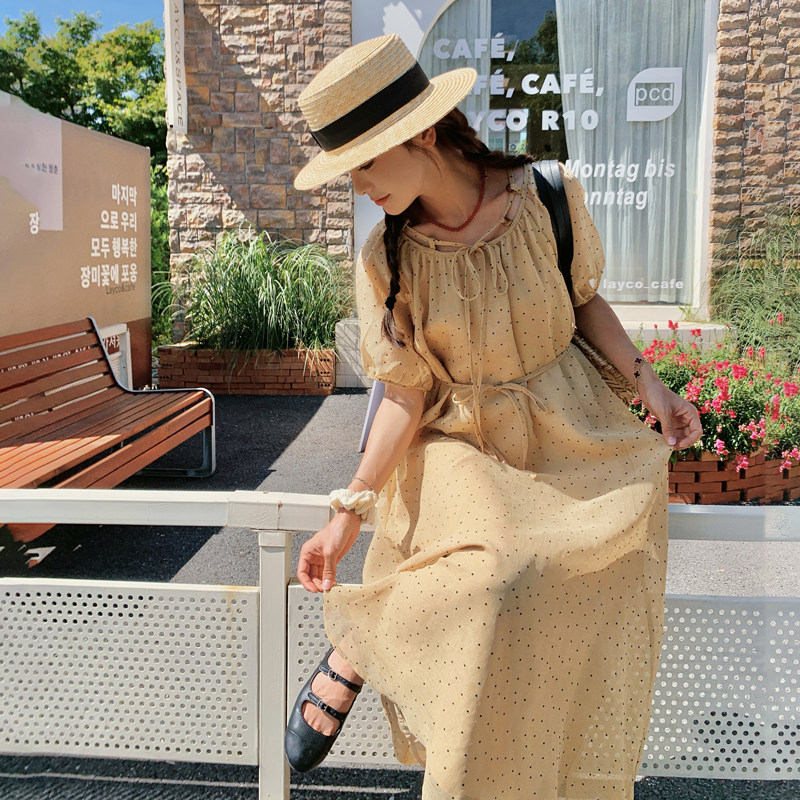 卡其色波点连衣裙夏季女2024新款法式显瘦泡泡袖高腰系带茶歇长裙,女装连衣裙,沁古纱衣