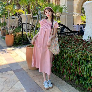粉色小飞袖连衣裙女夏季2025新款法式温柔风初恋甜美休闲宽松裙子图片