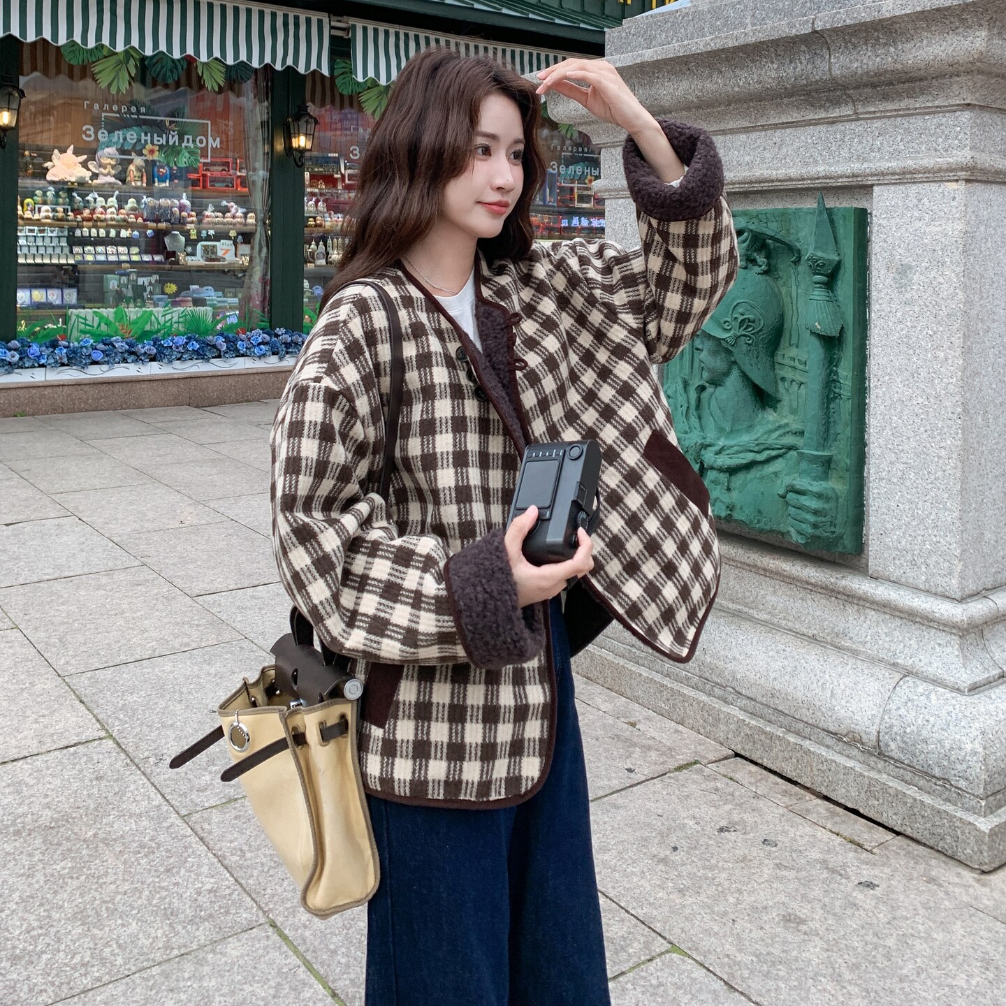 新品【已出大货】新面料【两面穿】外套D658P185K278,女装短外套,沁古纱衣