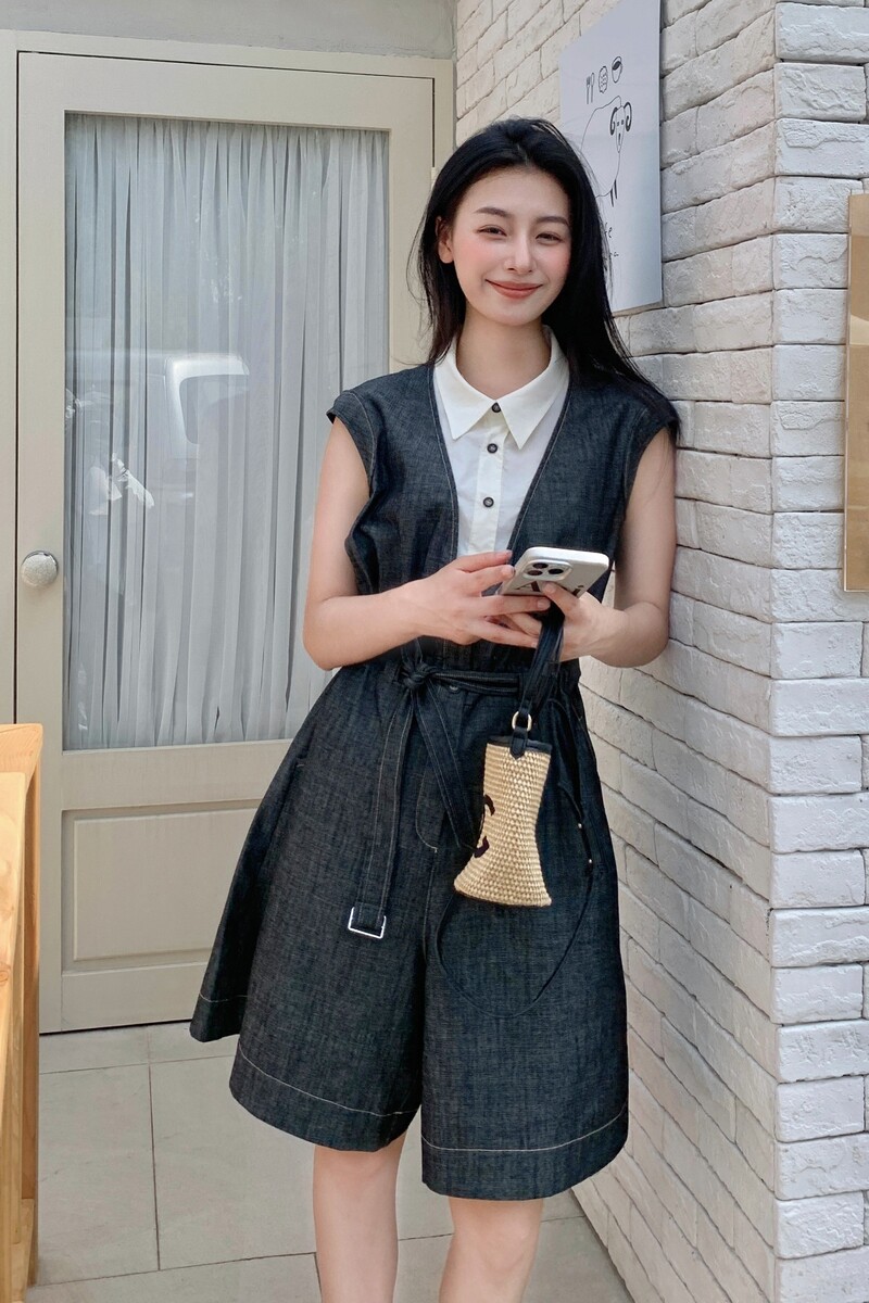 假两件拼接阔腿连体裤女夏2025新款小个子连衣裤今年流行爆款显瘦,女装连体裤,沁古纱衣