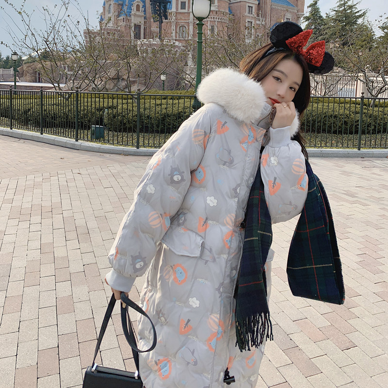 双色小熊印花大毛领长款服262 D6793 P185K268有图片