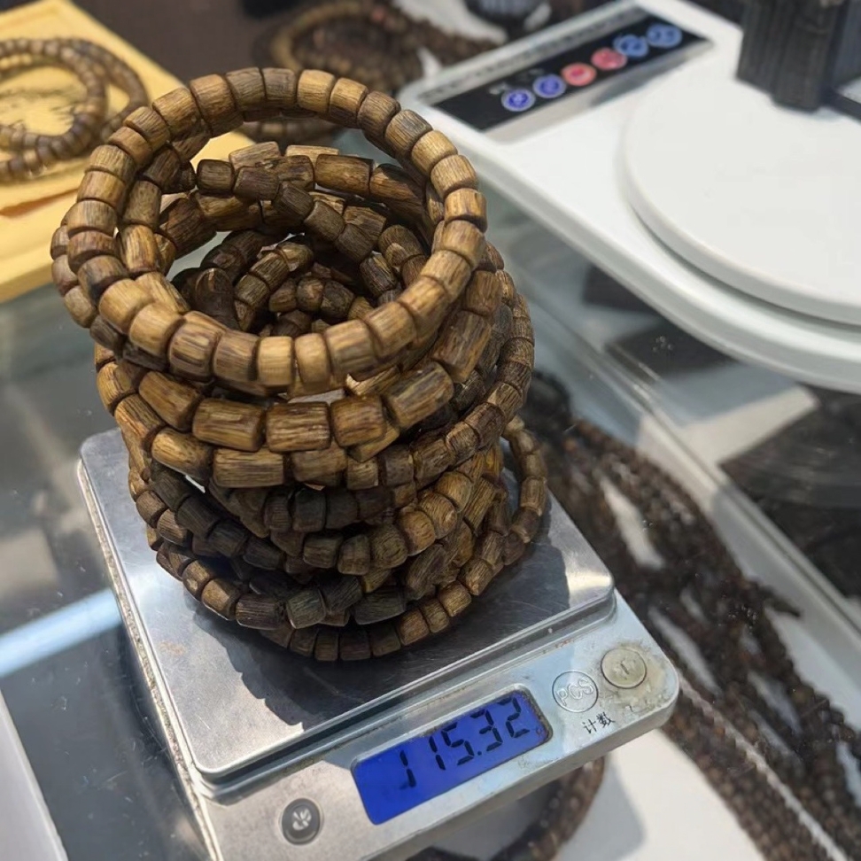 老白奇楠桶珠手串6*7随型男女款文玩手持盘玩念珠佛珠手链配饰品