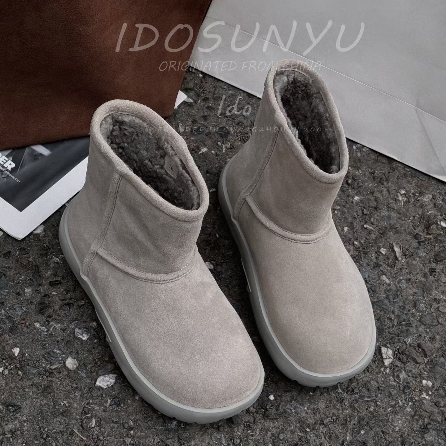 IDO/TT欧货女鞋2025秋冬新款牛猄皮方头套筒保暖羊毛里休闲雪地靴